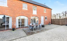 The Granary, Wolds Way Holiday Cottages, Spacious 3 Bed Cottage